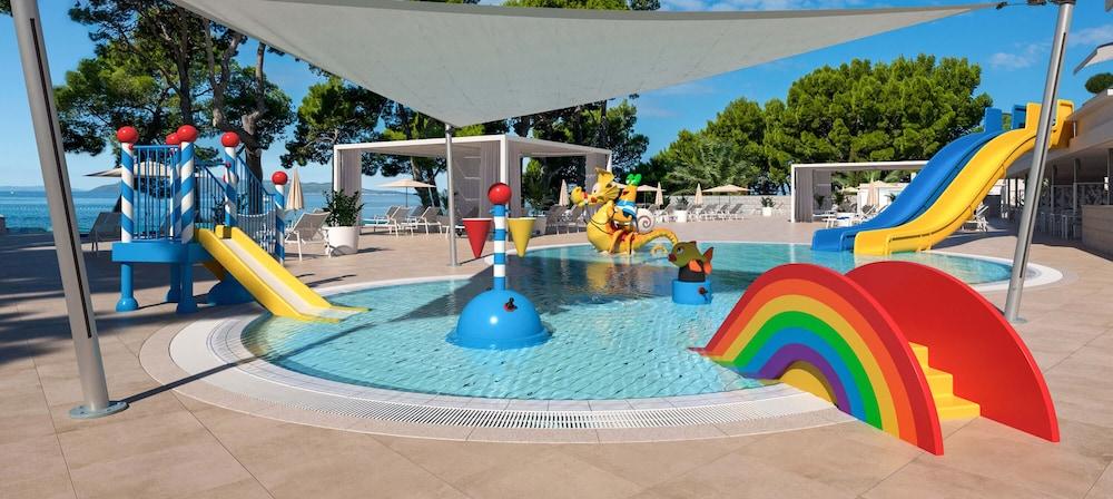 Hotel Valamar Meteor 4*